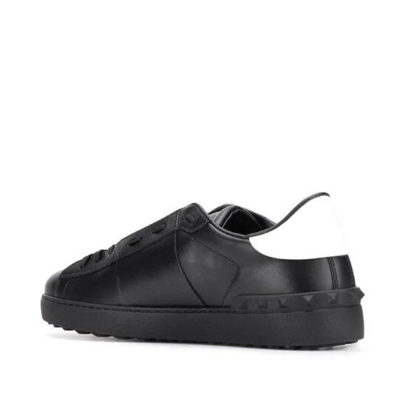Valentino Garavani Mens Sneakers Black - Picture 3 of 8
